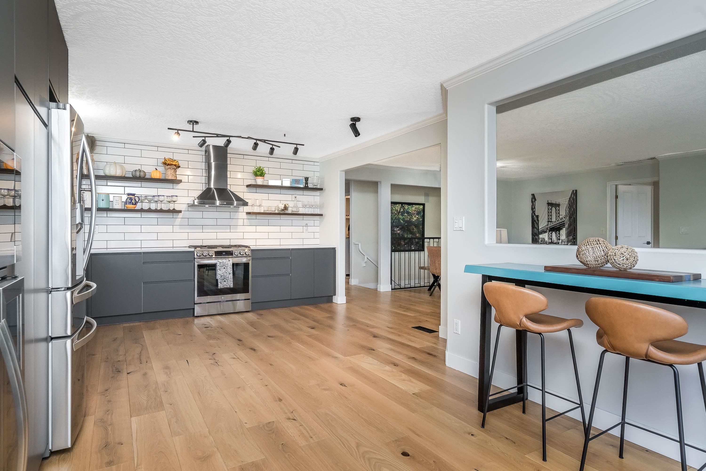 









4001


Old Clayburn

Road, 79,
Abbotsford,




BC
V3G 1C5

