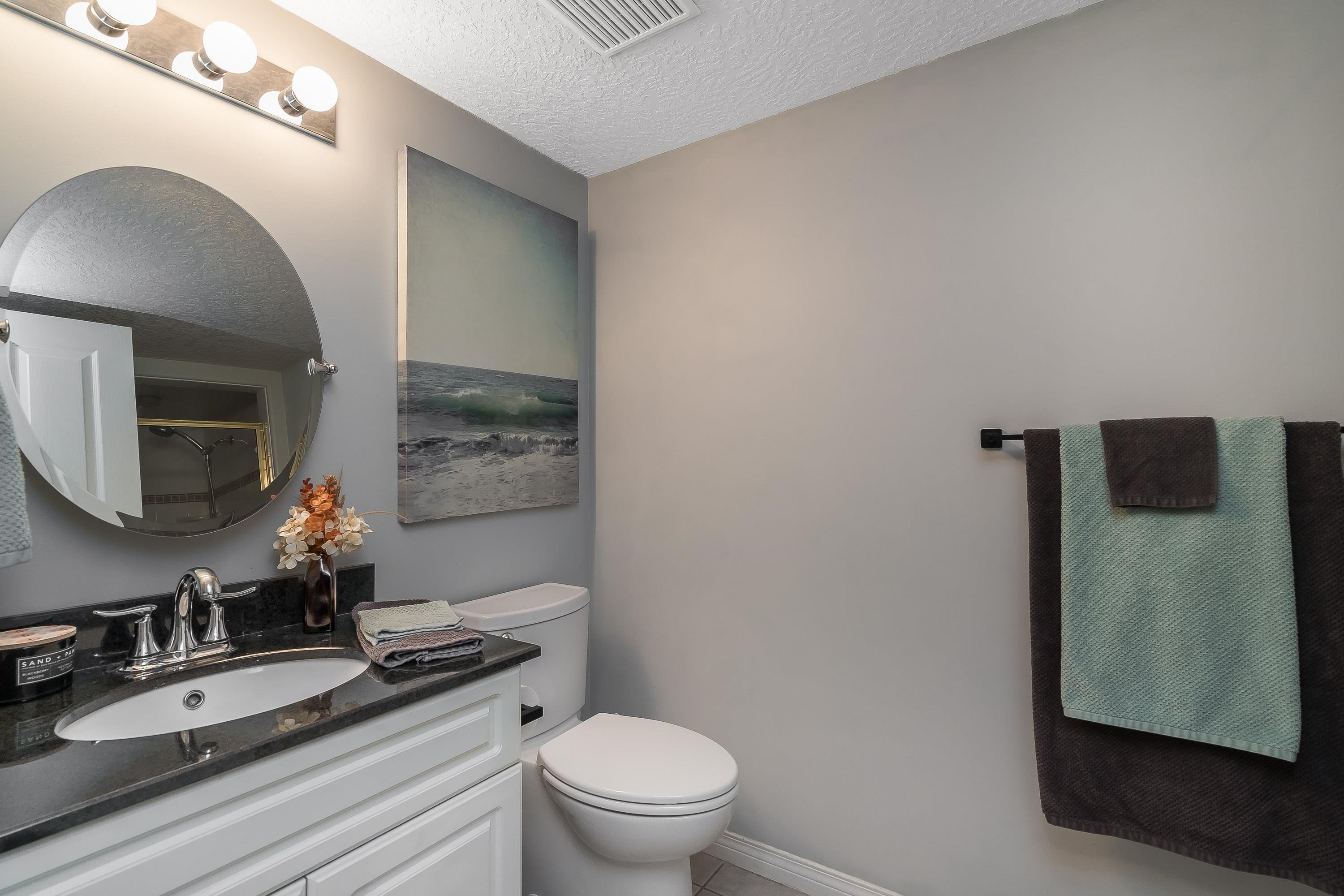 









4001


Old Clayburn

Road, 79,
Abbotsford,




BC
V3G 1C5

