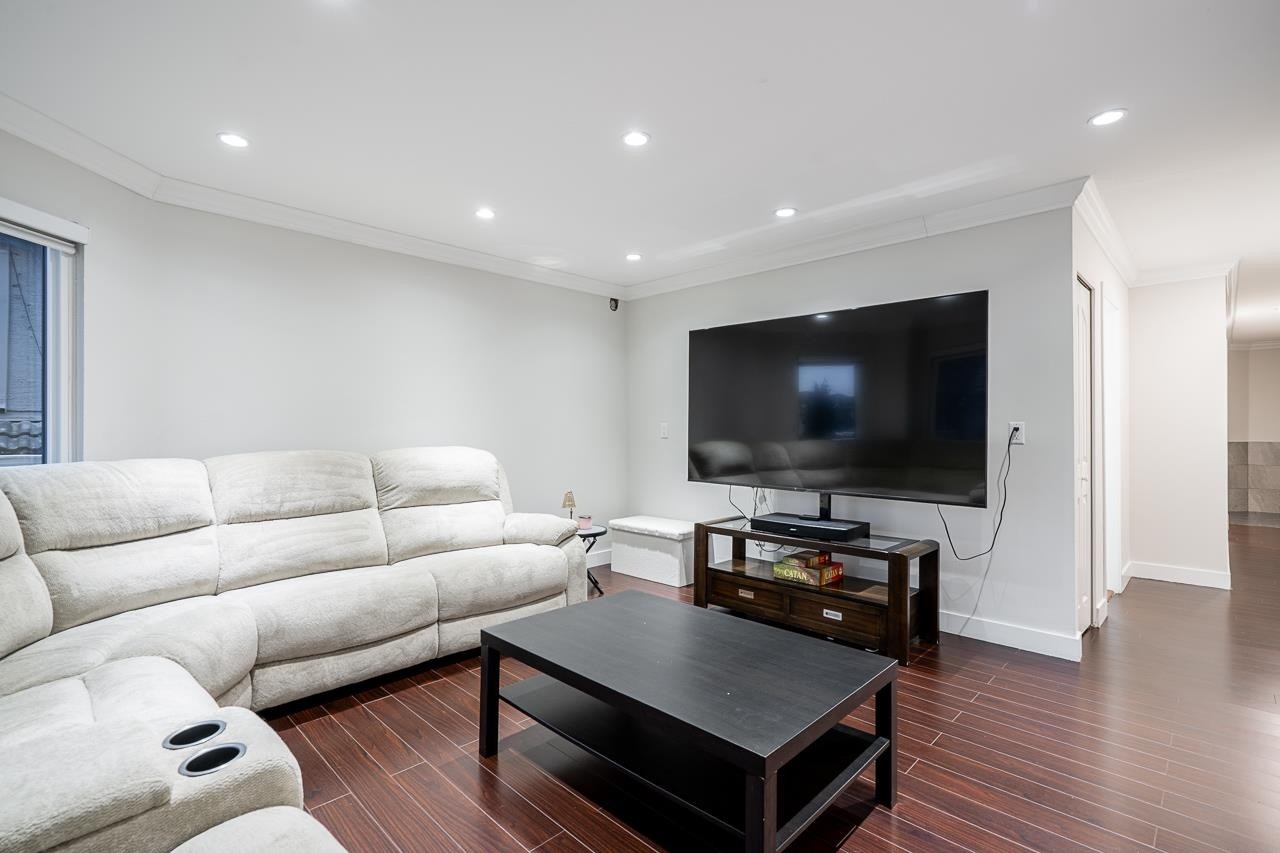 









8375


151

Street,
Surrey,




BC
V3S 8H9

