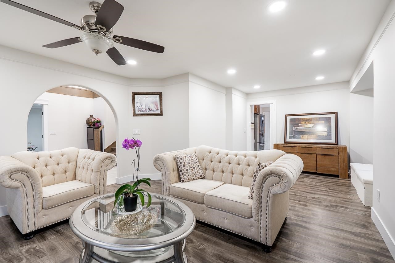 









8375


151

Street,
Surrey,




BC
V3S 8H9

