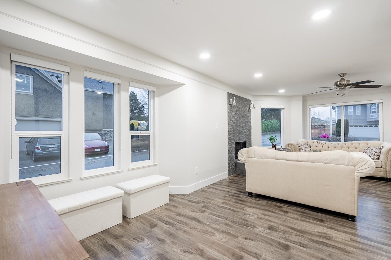 









8375


151

Street,
Surrey,




BC
V3S 8H9

