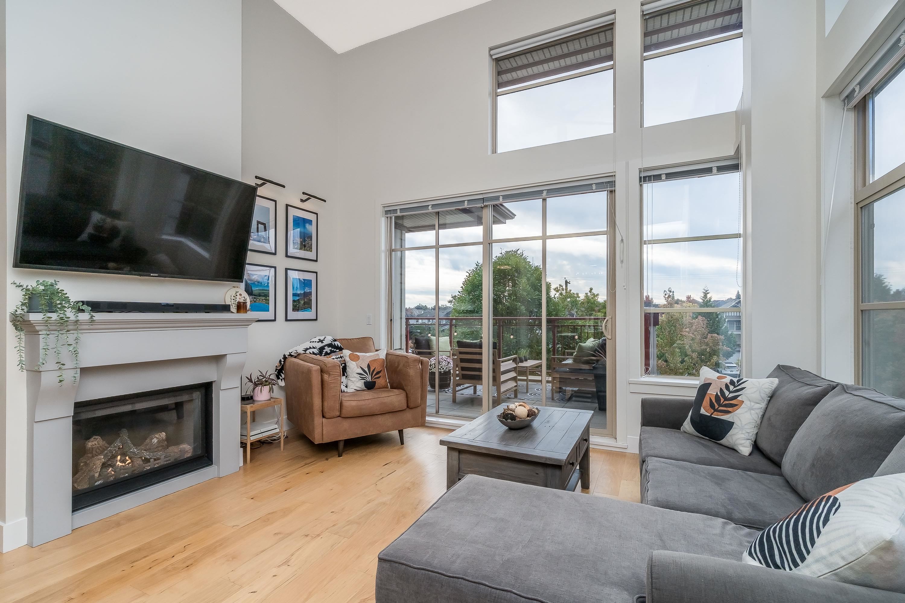 









16483


64

Avenue, 306,
Surrey,




BC
V3S 6V7

