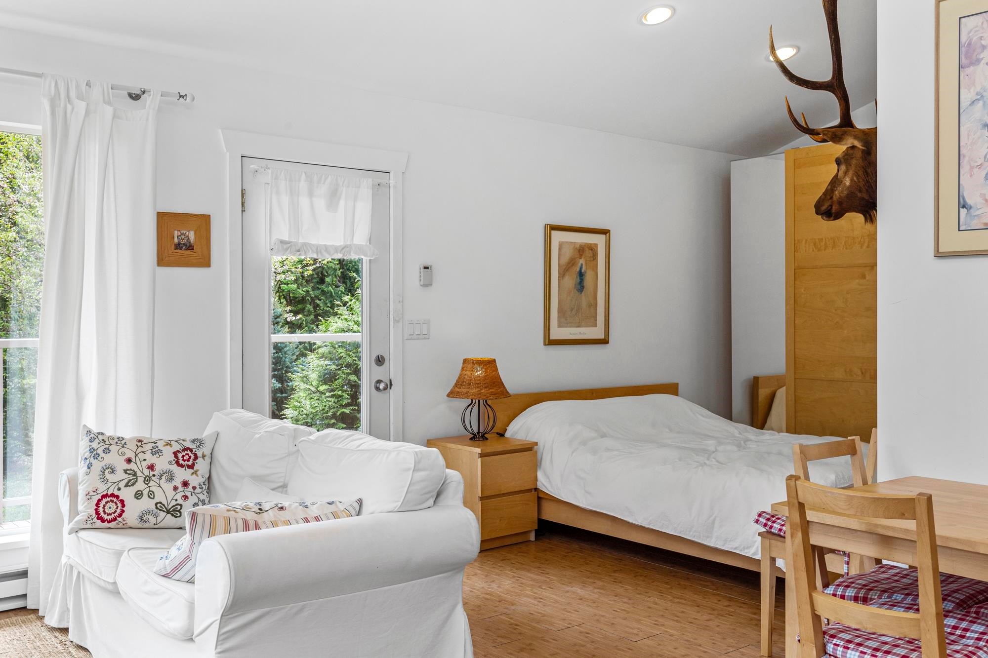 









31796


Grove

Avenue,
Mission,




BC
V4S 1E7

