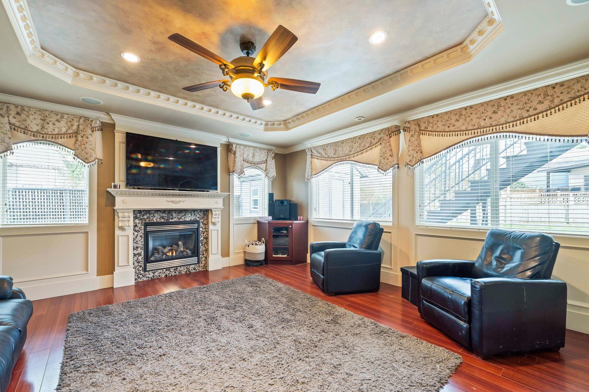 









2898


Station

Road,
Abbotsford,




BC
V4X 0A4

