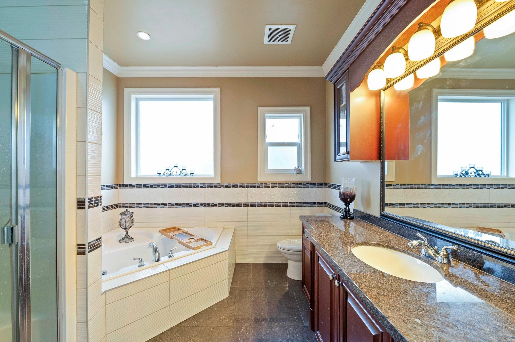 









2898


Station

Road,
Abbotsford,




BC
V4X 0A4

