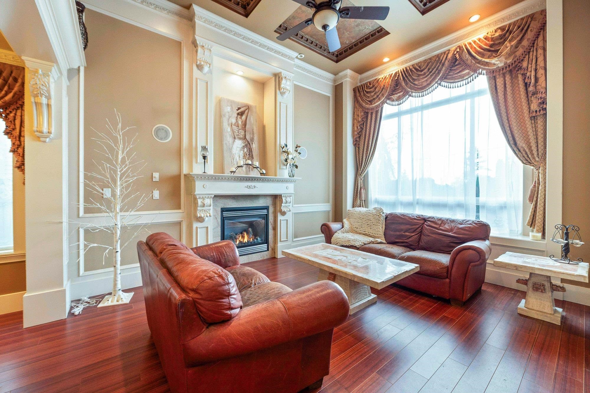 









2898


Station

Road,
Abbotsford,




BC
V4X 0A4

