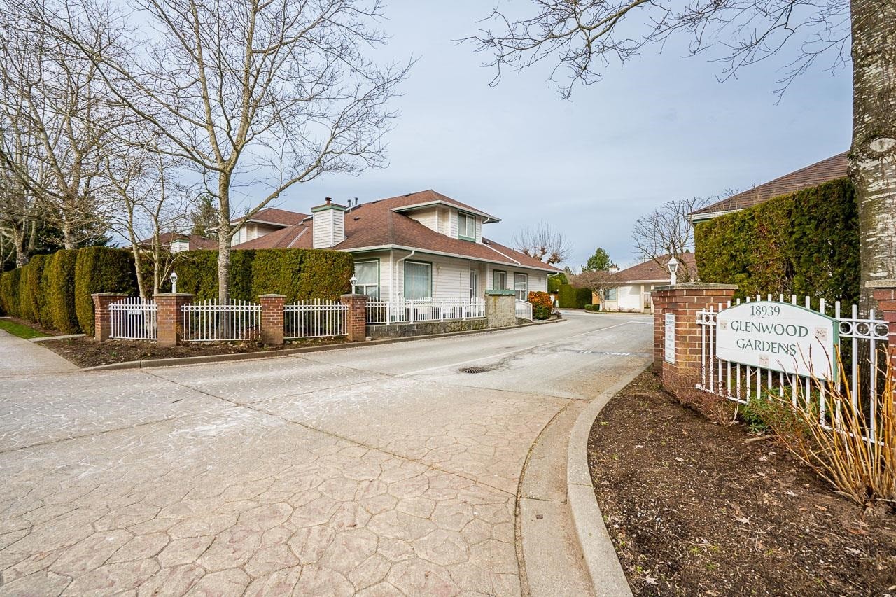 









18939


65

Avenue, 30,
Surrey,




BC
V3S 8Y2

