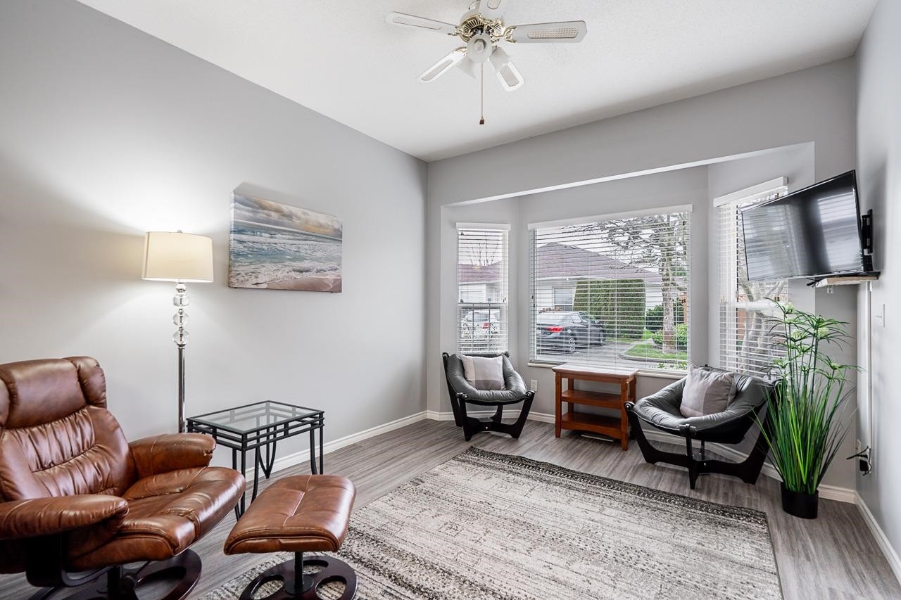 









18939


65

Avenue, 30,
Surrey,




BC
V3S 8Y2

