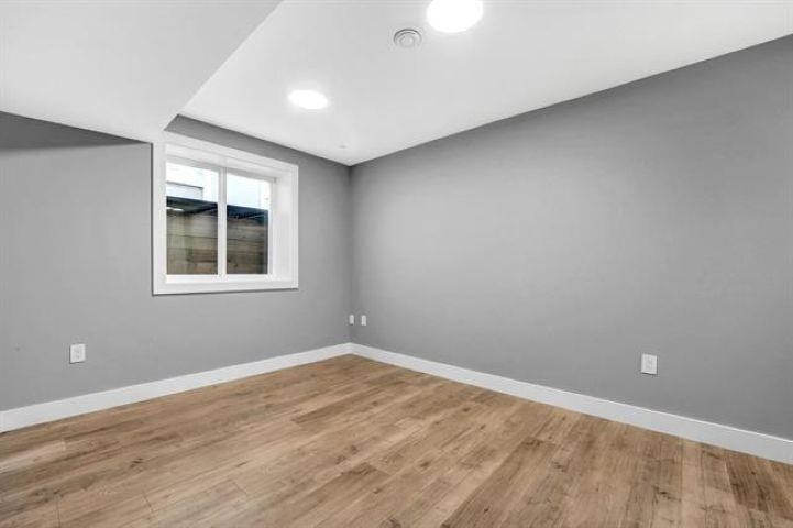 









19109


67

Avenue,
Surrey,




BC
V4N 6A4


