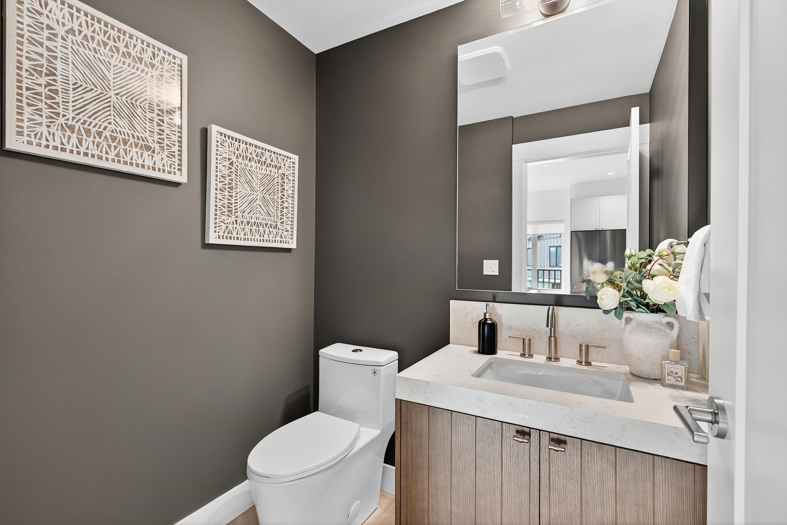 









6828


208a

Street, 6,
Langley,




BC
V2Y 2R7

