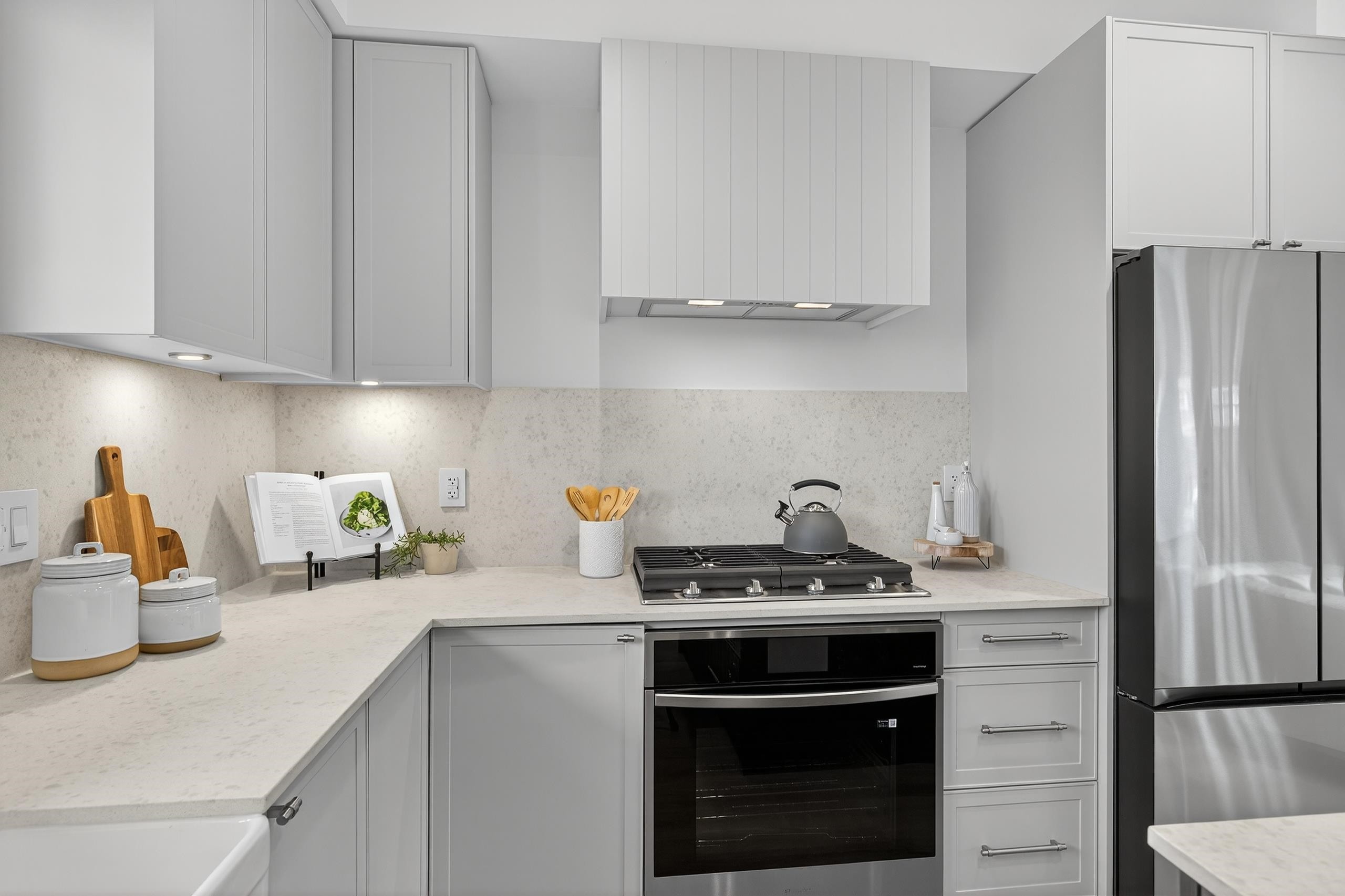 









6828


208a

Street, 6,
Langley,




BC
V2Y 2R7

