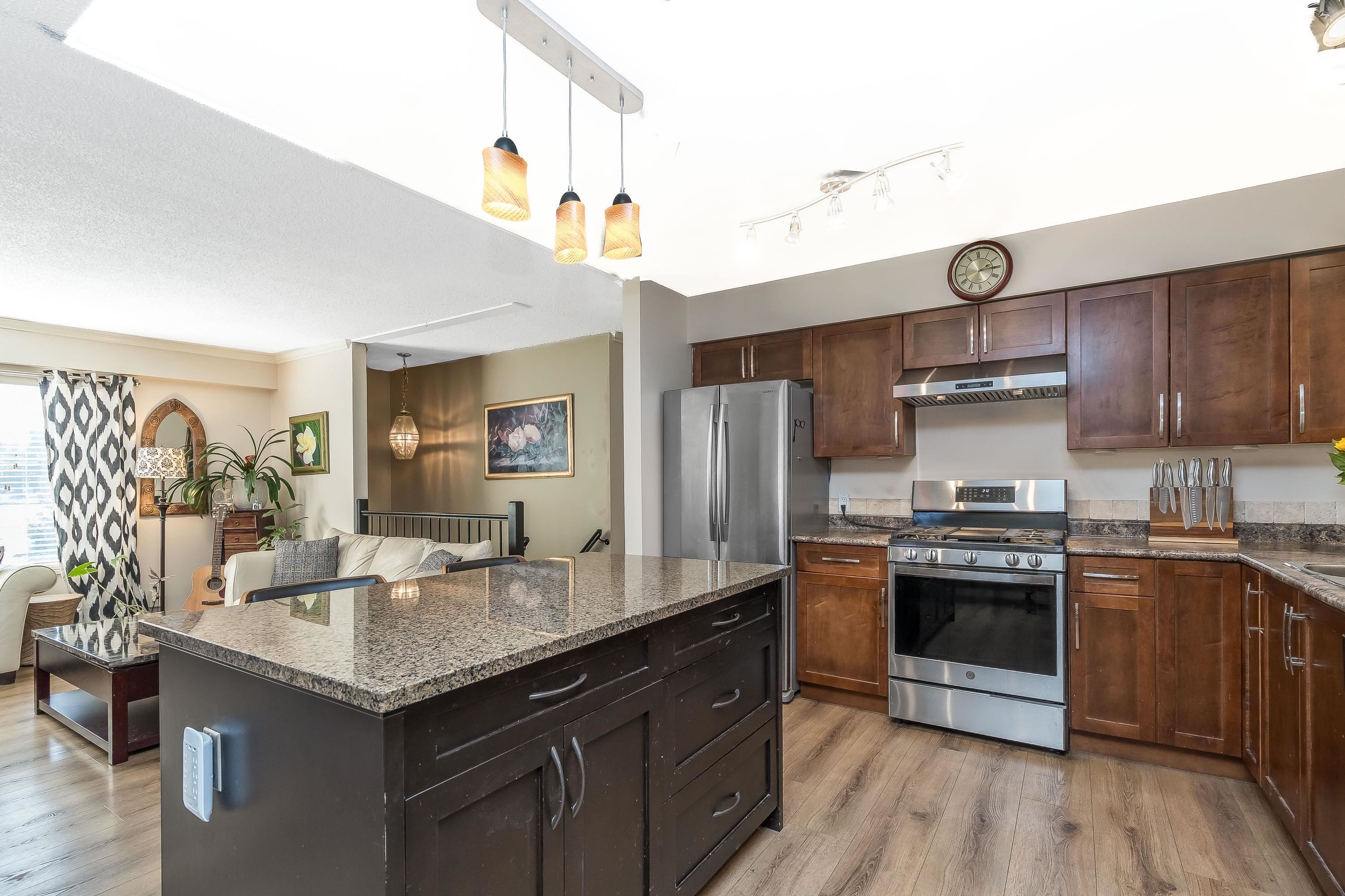 









20651


44

Avenue,
Langley,




BC
V3A 3E5

