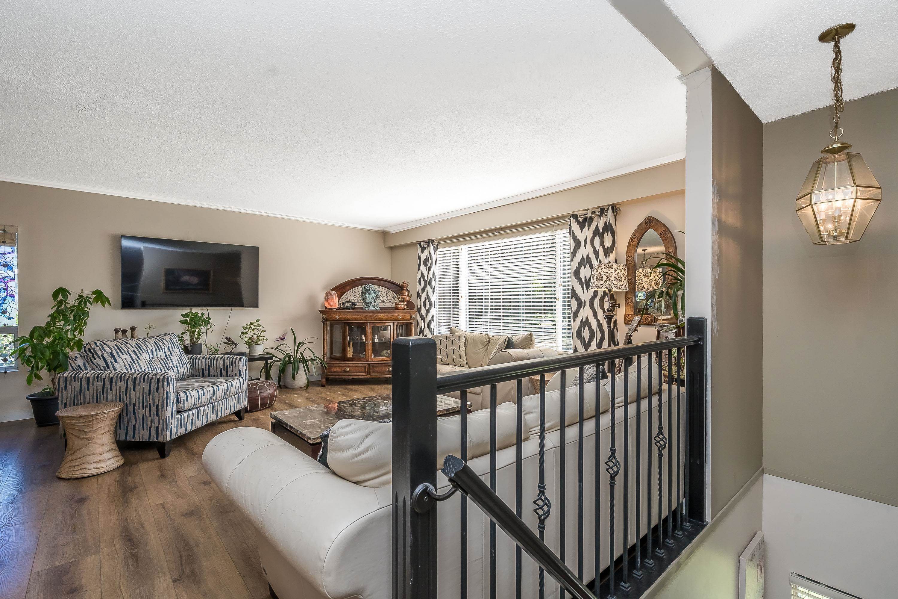 









20651


44

Avenue,
Langley,




BC
V3A 3E5

