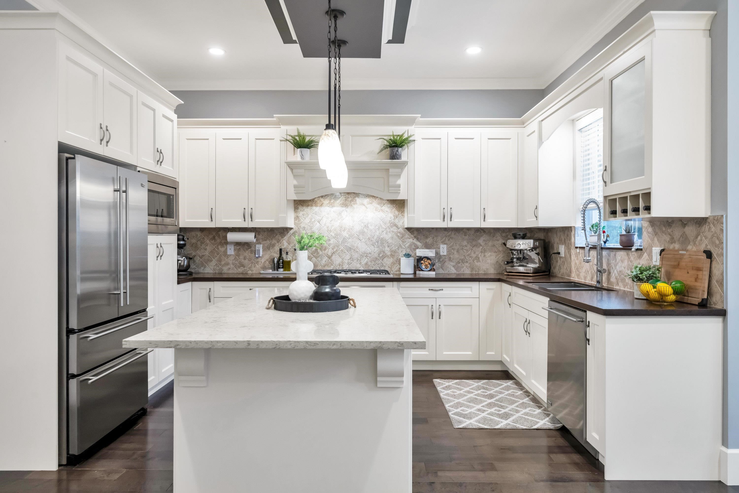 









308


171

Street,
Surrey,




BC
V3Z 9P5

