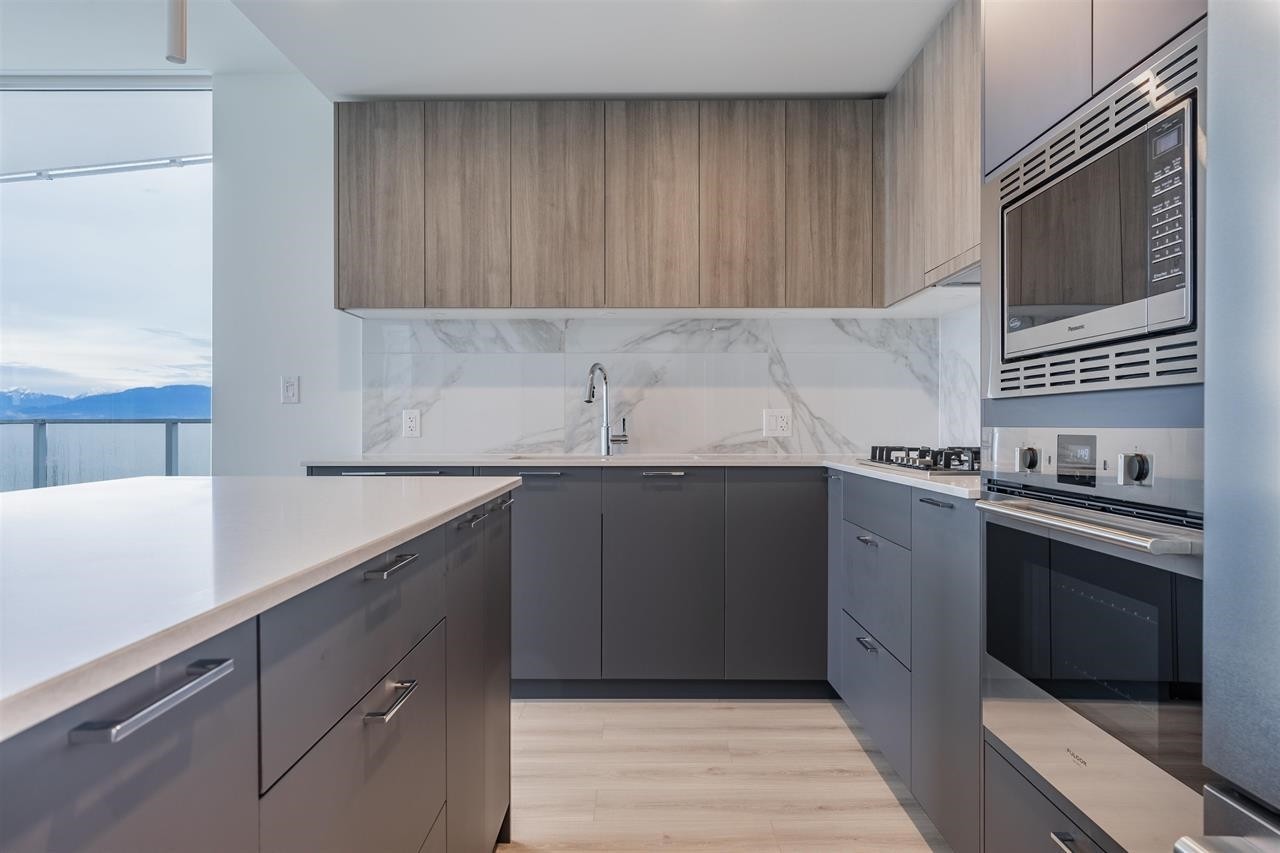 









8551


201

Street, 2206,
Langley,




BC
V2Y 3Y4

