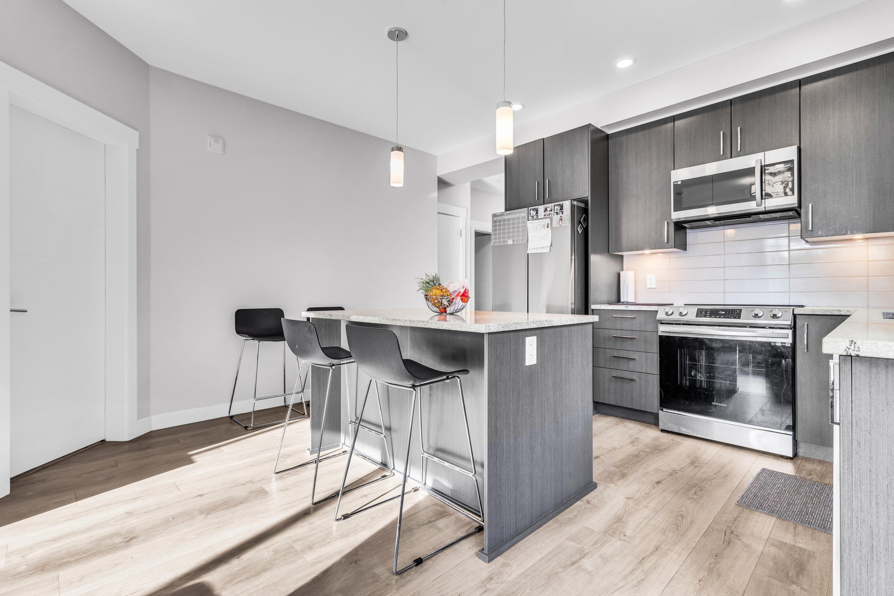 









32690


14

Avenue, 223,
Mission,




BC
V2V 0K5

