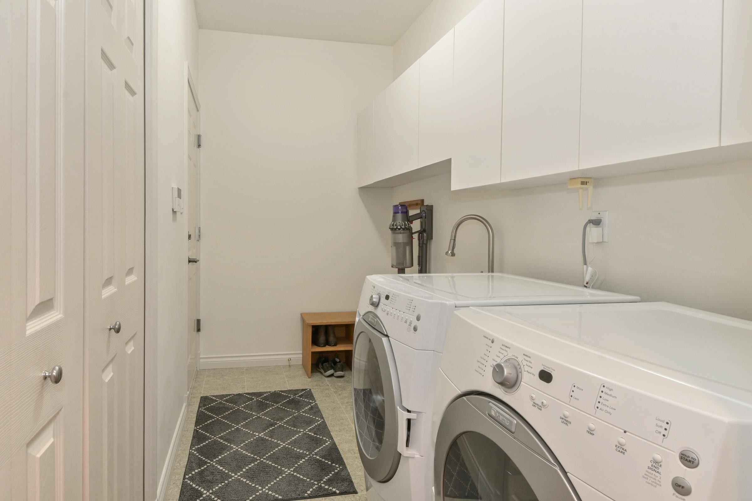 









15560


36b

Avenue,
Surrey,




BC
V3Z 0H1

