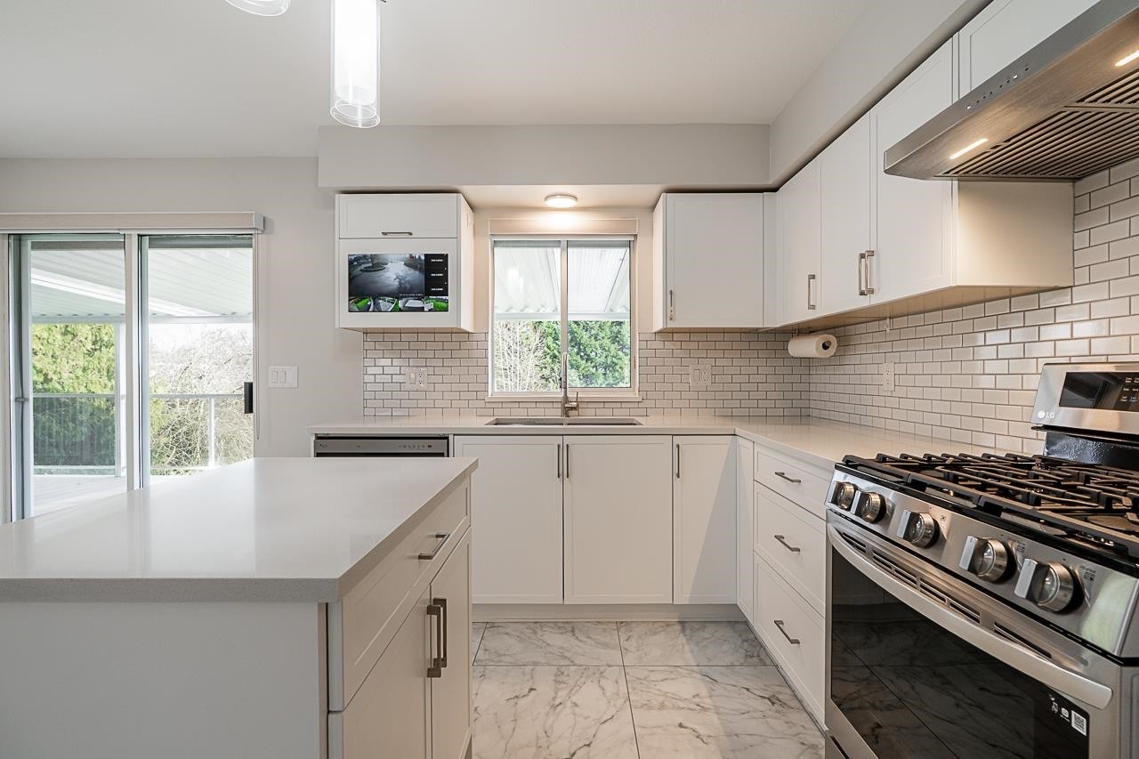 









7070


207

Street,
Langley,




BC
V2Y 1T4

