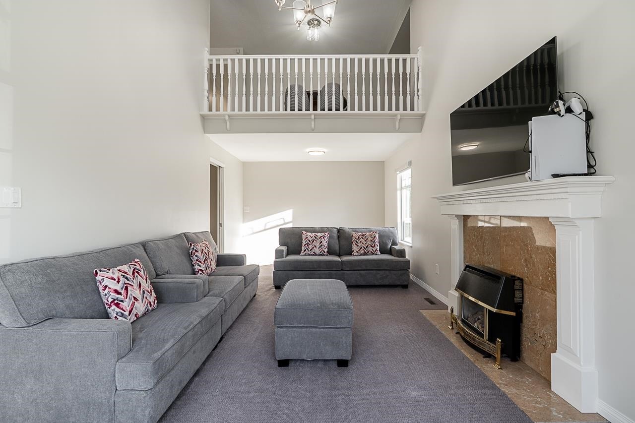 









7070


207

Street,
Langley,




BC
V2Y 1T4

