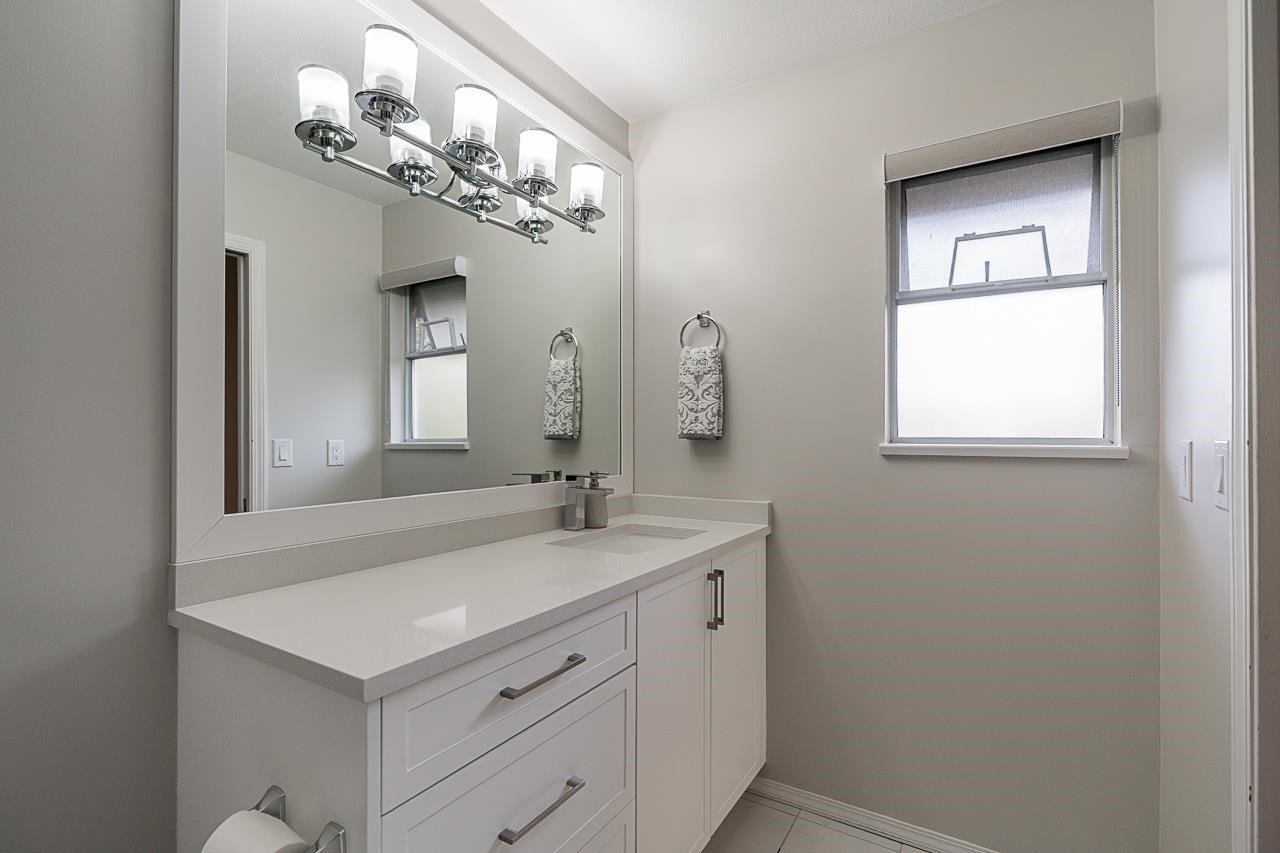









7070


207

Street,
Langley,




BC
V2Y 1T4

