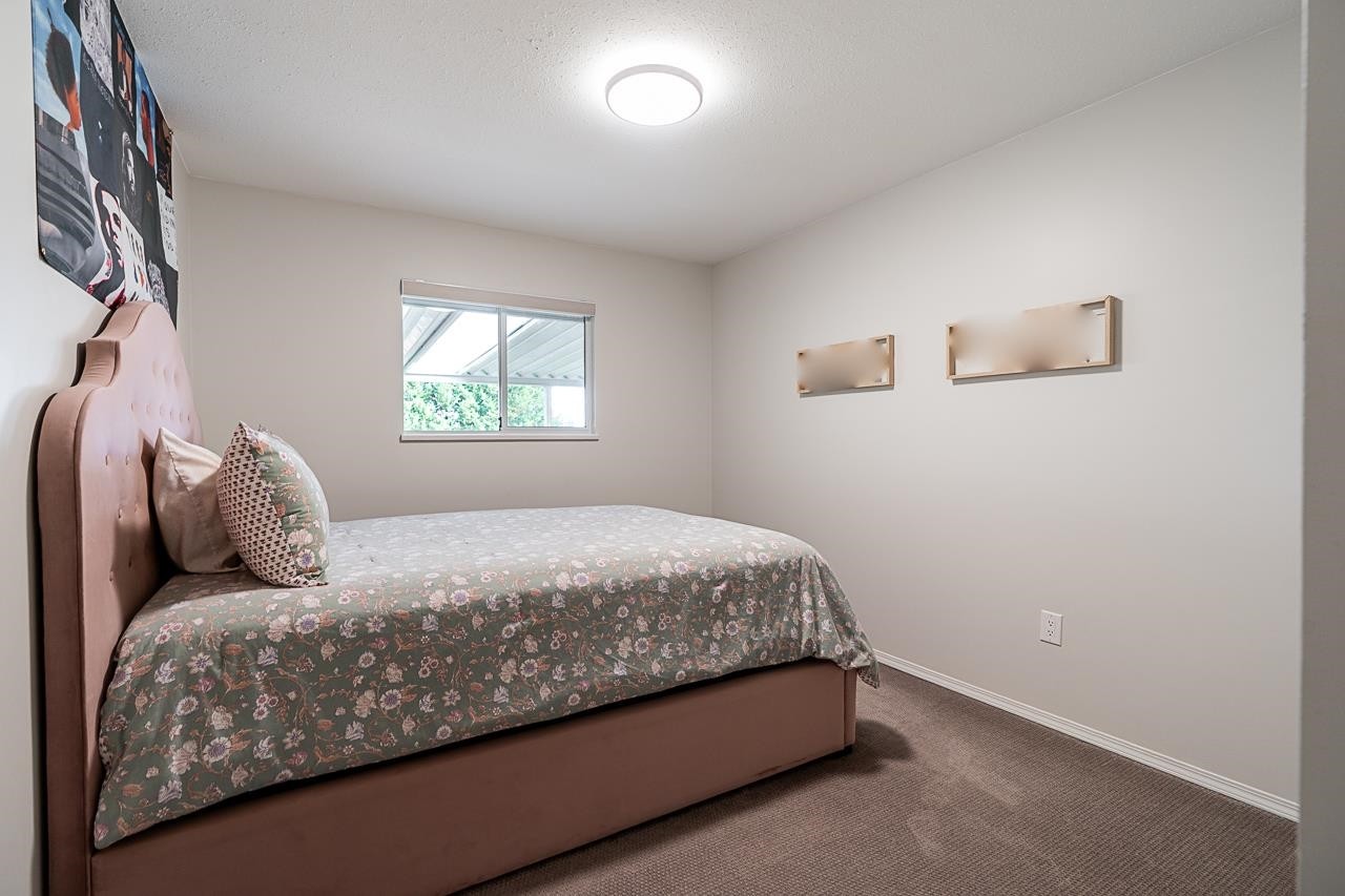 









7070


207

Street,
Langley,




BC
V2Y 1T4

