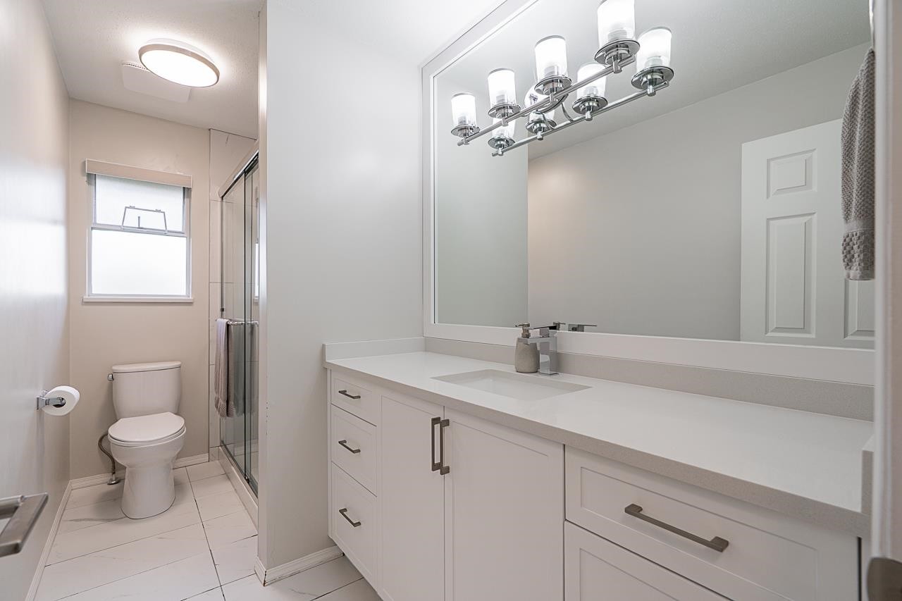 









7070


207

Street,
Langley,




BC
V2Y 1T4

