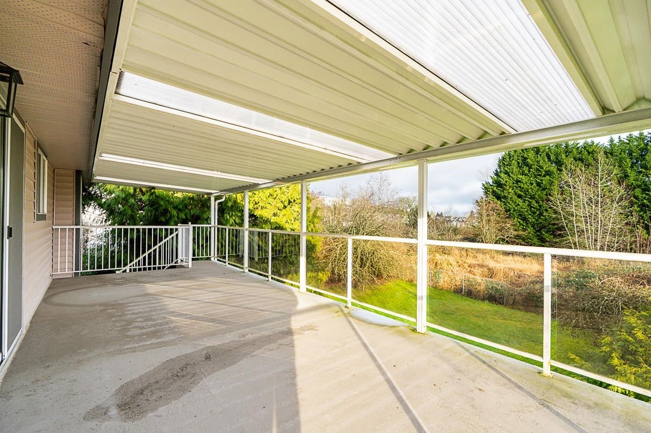 









7070


207

Street,
Langley,




BC
V2Y 1T4


