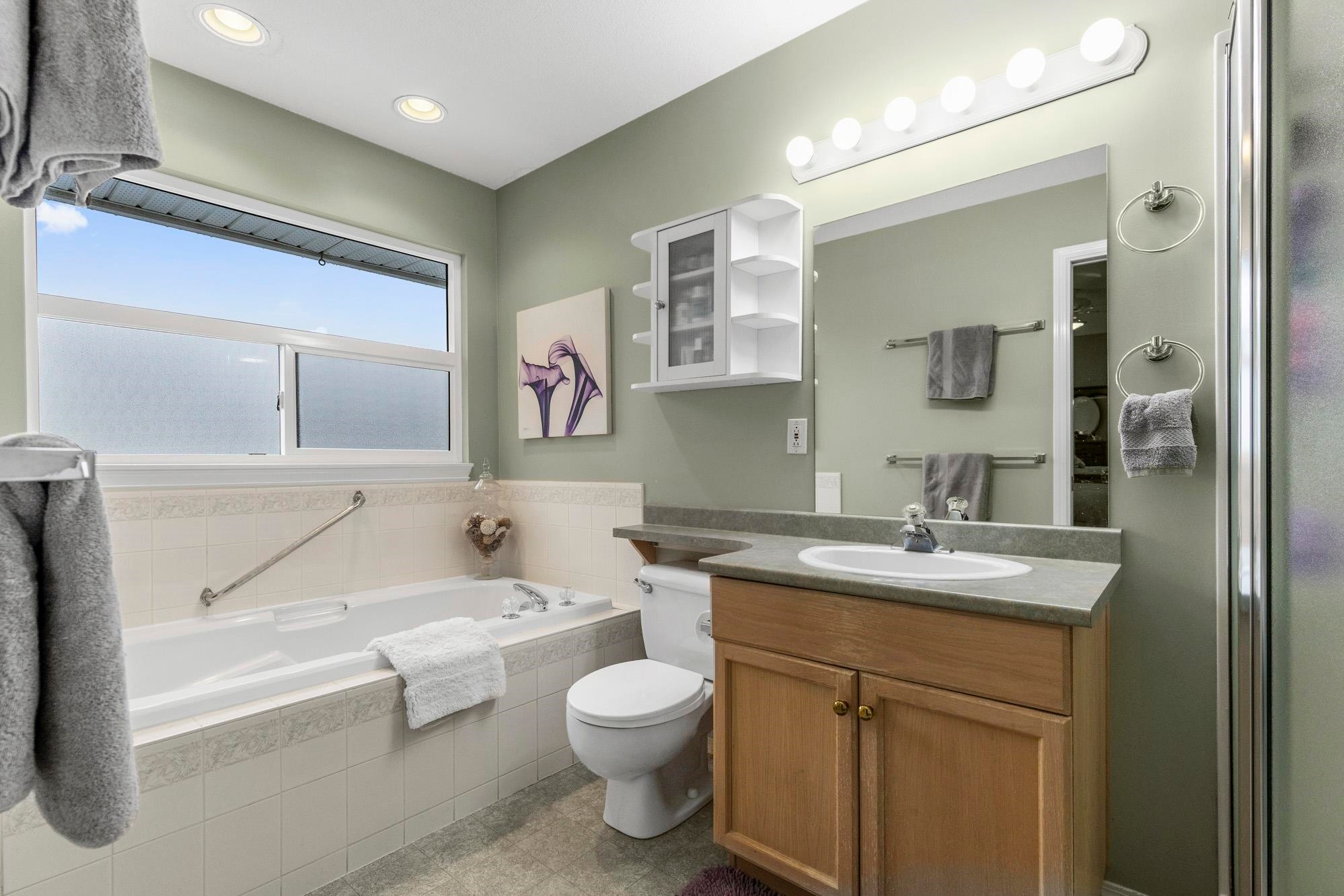 









33753


Best

Avenue,
Mission,




BC
V2V 7A4

