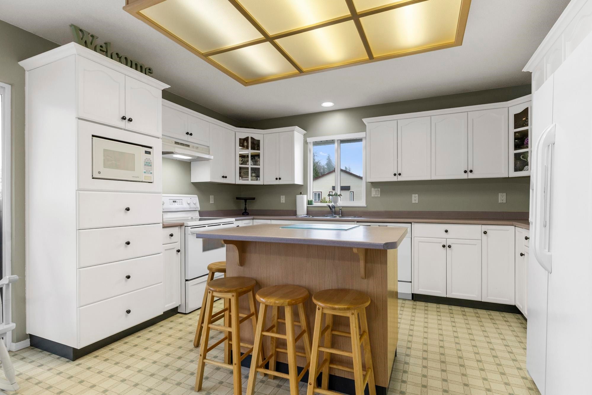 









33753


Best

Avenue,
Mission,




BC
V2V 7A4

