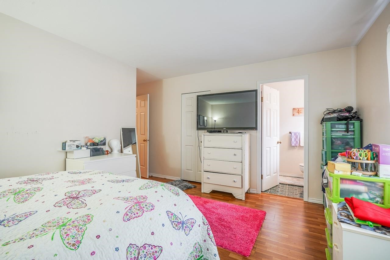 









3329


197

Street,
Langley,




BC
V3A 7X4

