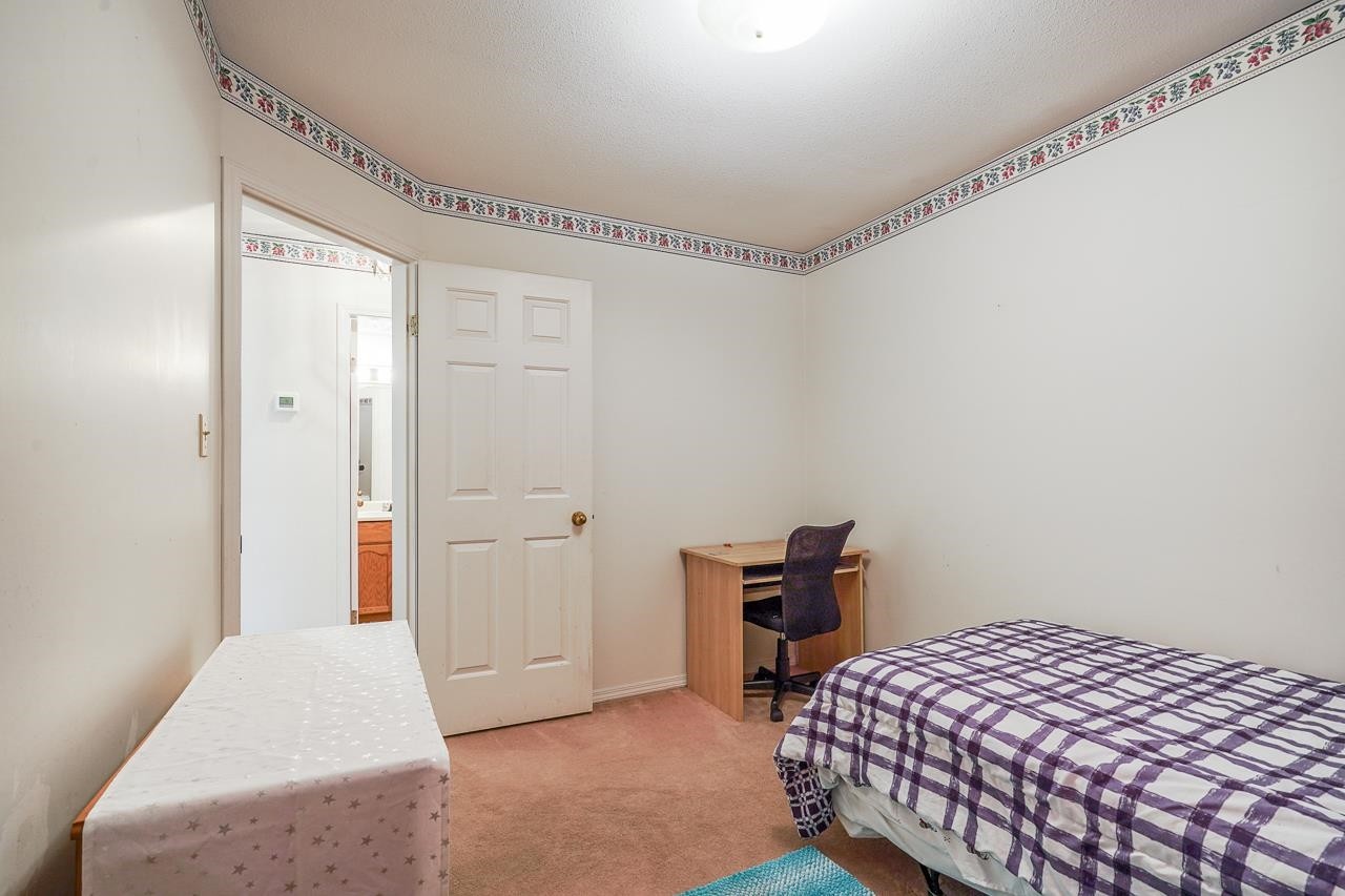 









3329


197

Street,
Langley,




BC
V3A 7X4

