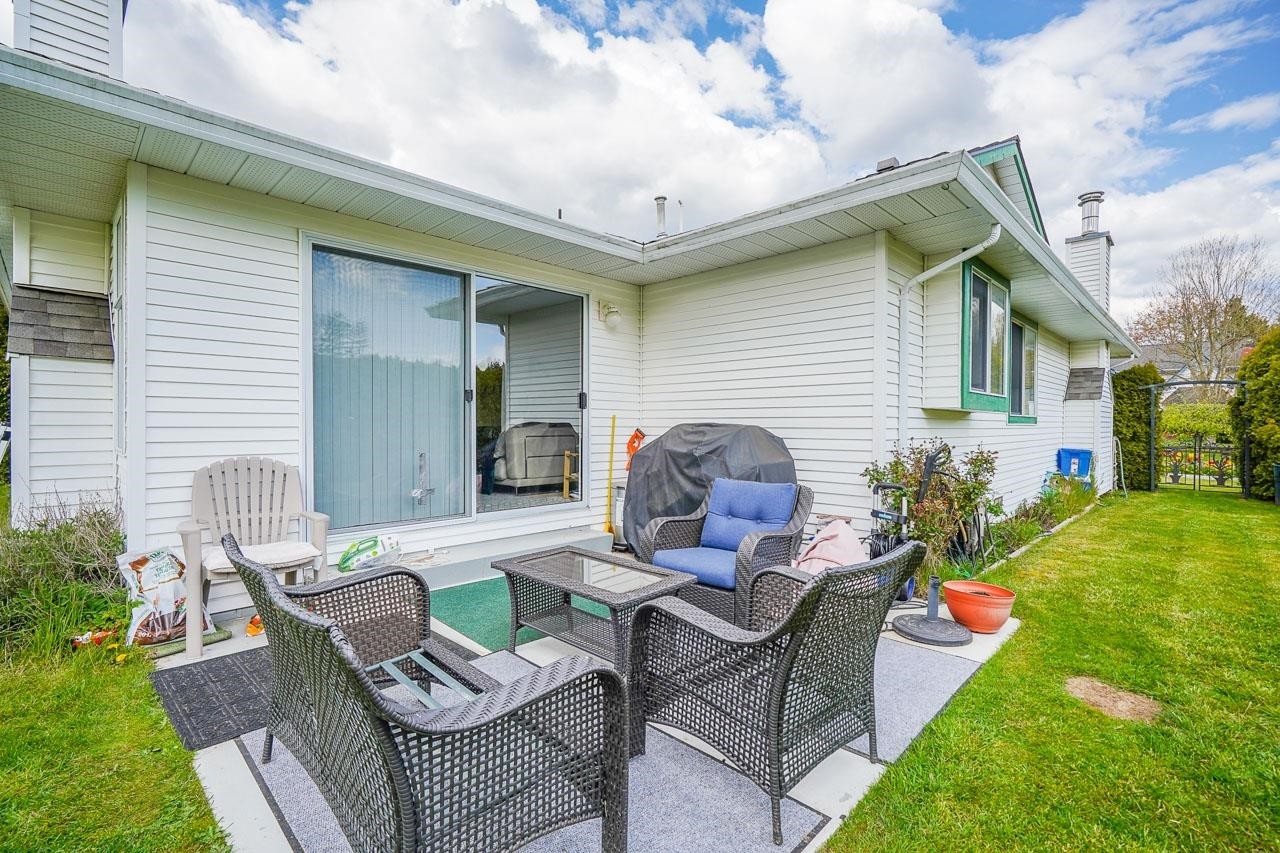 









3329


197

Street,
Langley,




BC
V3A 7X4

