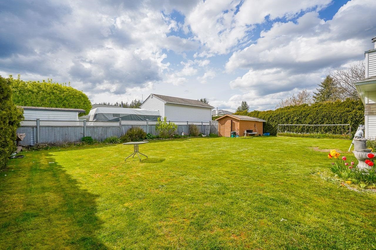 









3329


197

Street,
Langley,




BC
V3A 7X4

