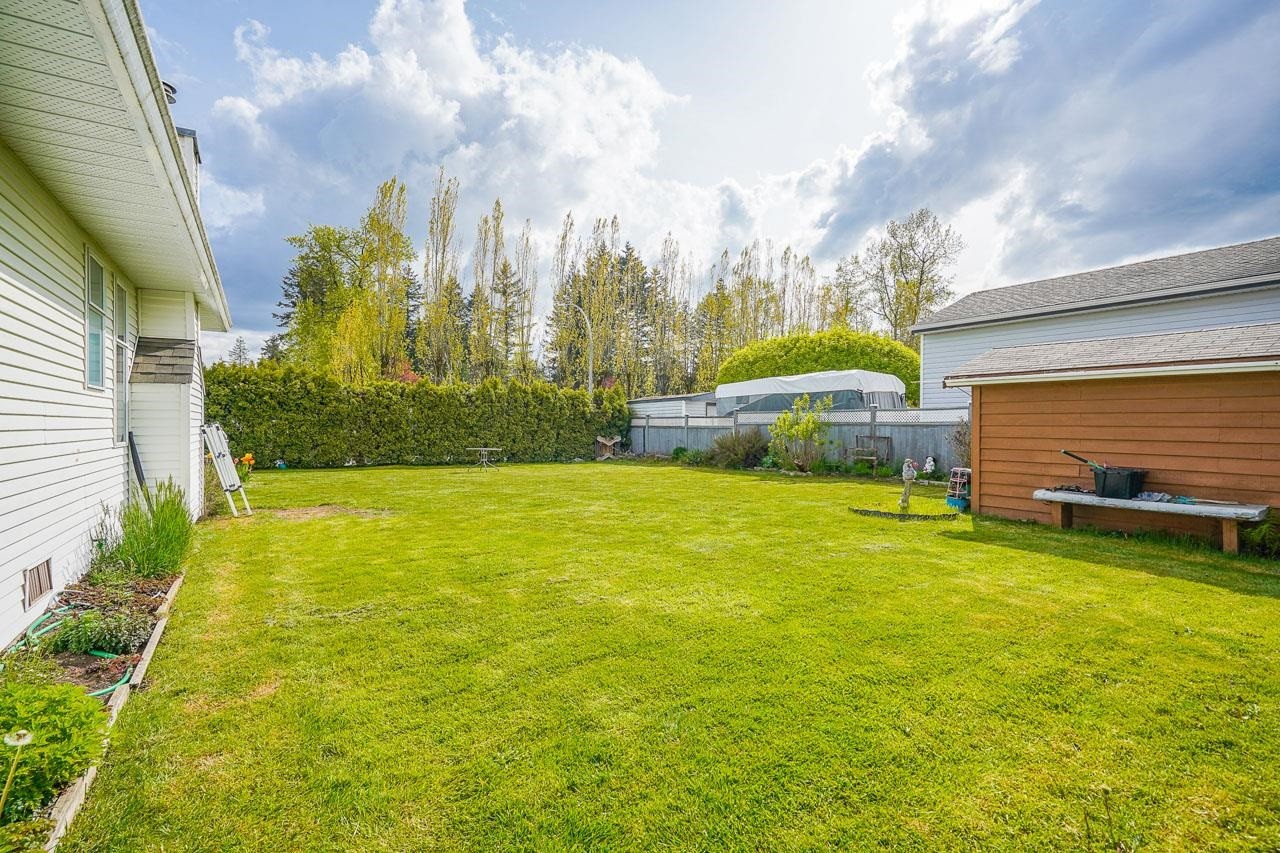 









3329


197

Street,
Langley,




BC
V3A 7X4

