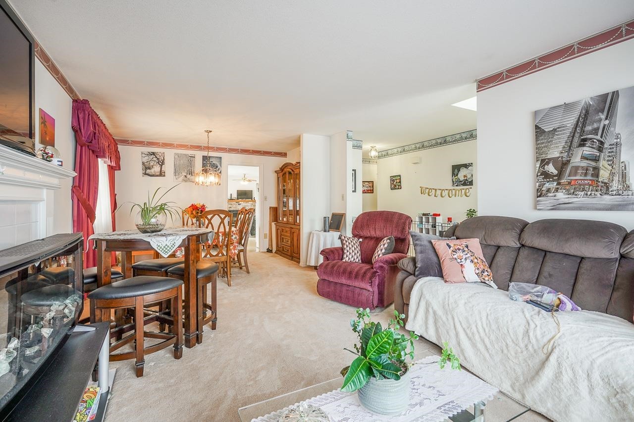 









3329


197

Street,
Langley,




BC
V3A 7X4

