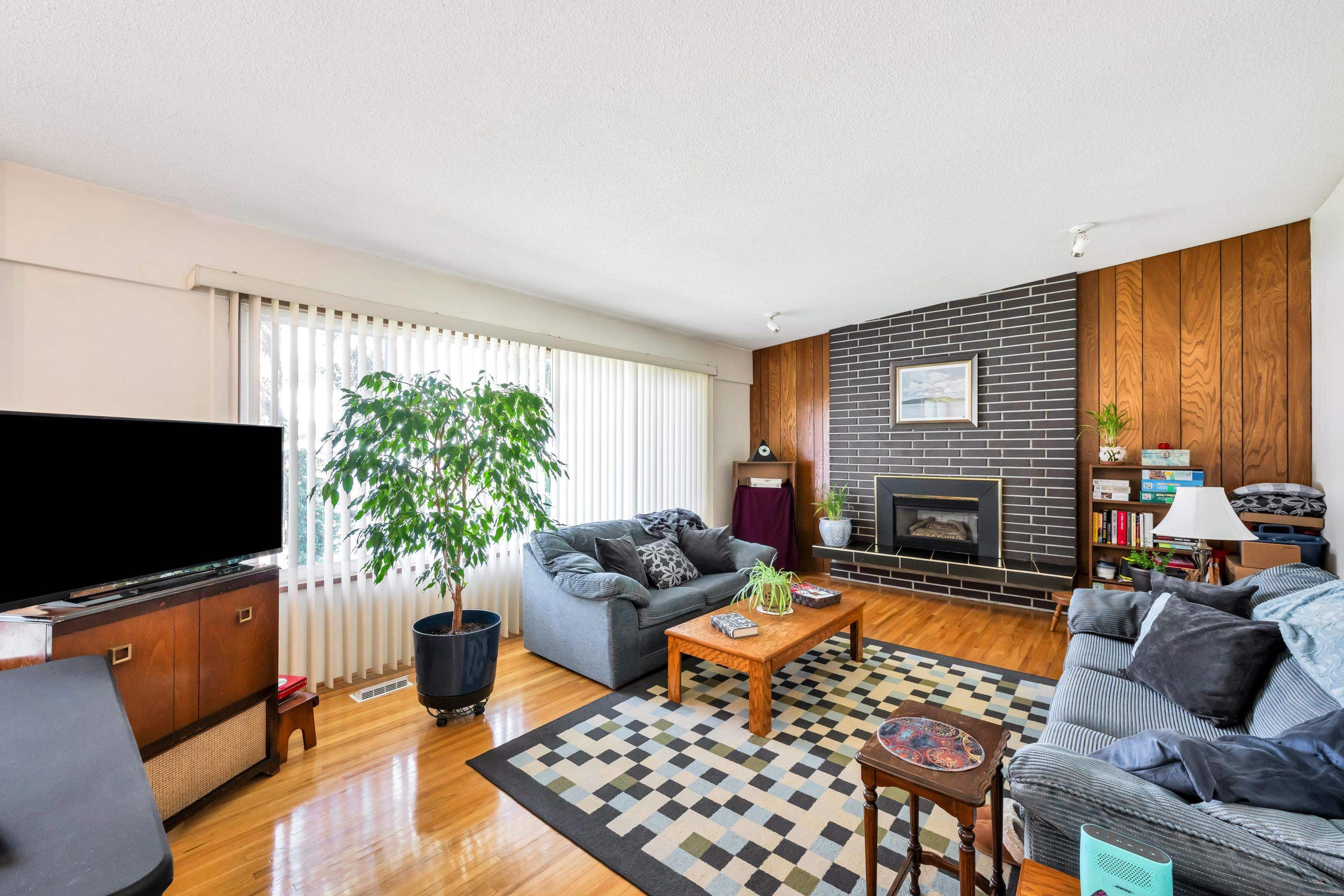 









20580


46

Avenue,
Langley,




BC
V3A 3H6

