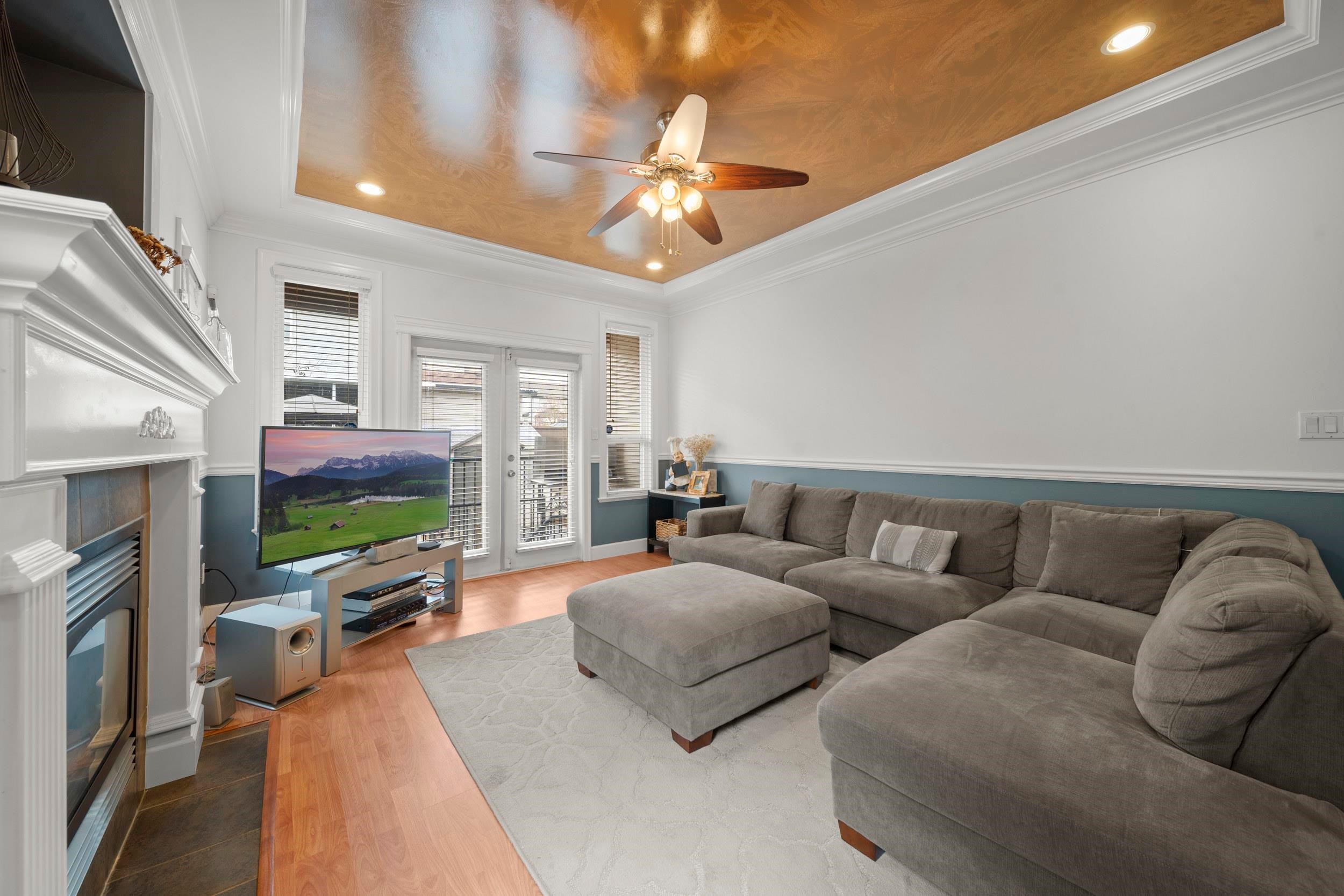 









18973


70b

Avenue,
Surrey,




BC
V4N 5N9

