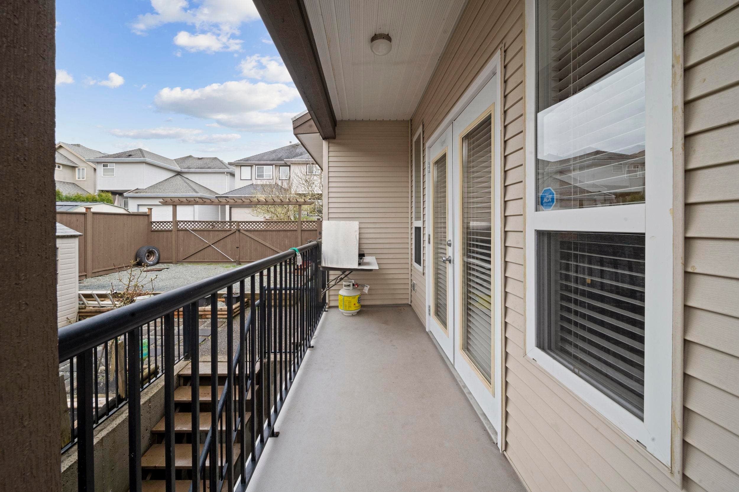 









18973


70b

Avenue,
Surrey,




BC
V4N 5N9

