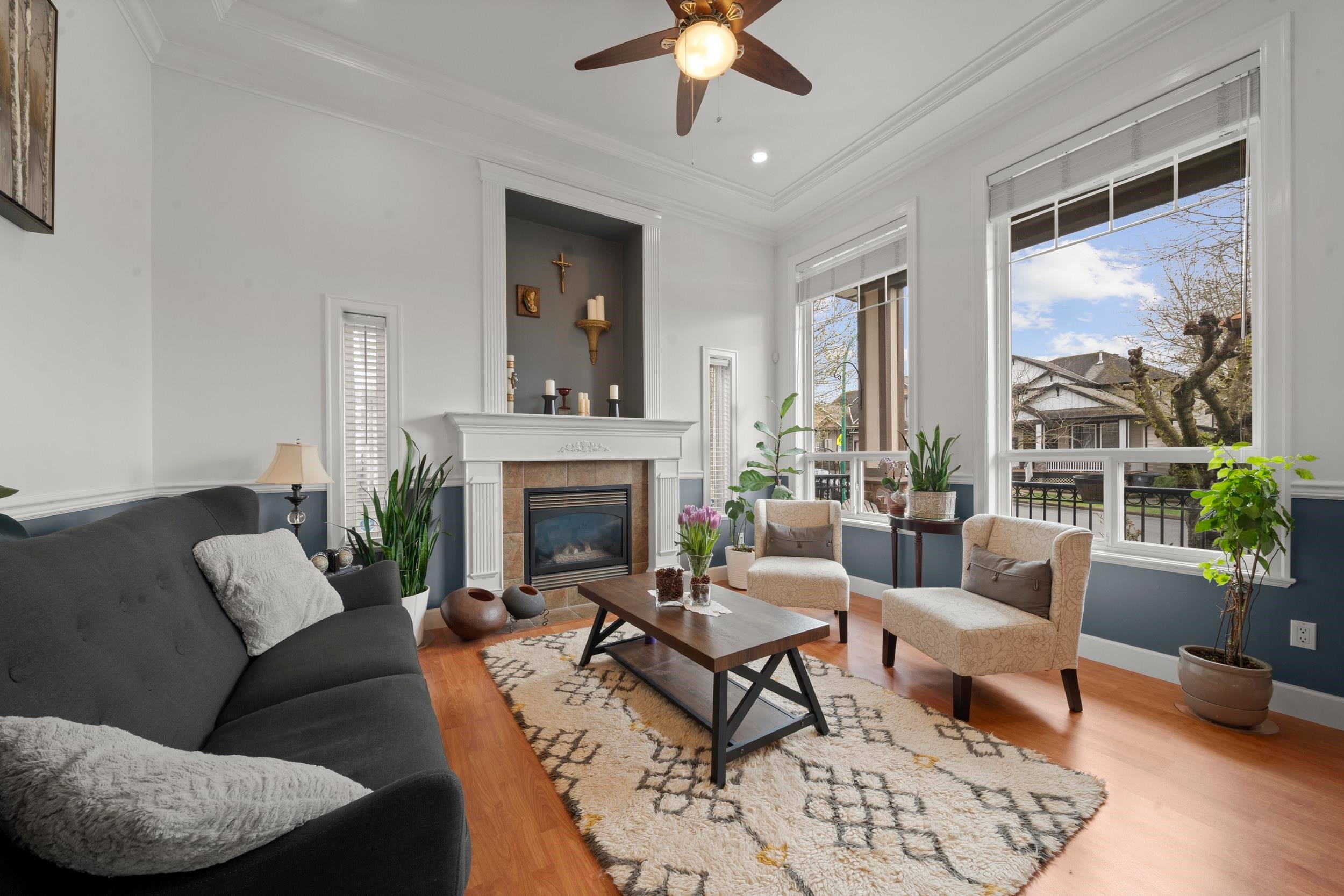 









18973


70b

Avenue,
Surrey,




BC
V4N 5N9

