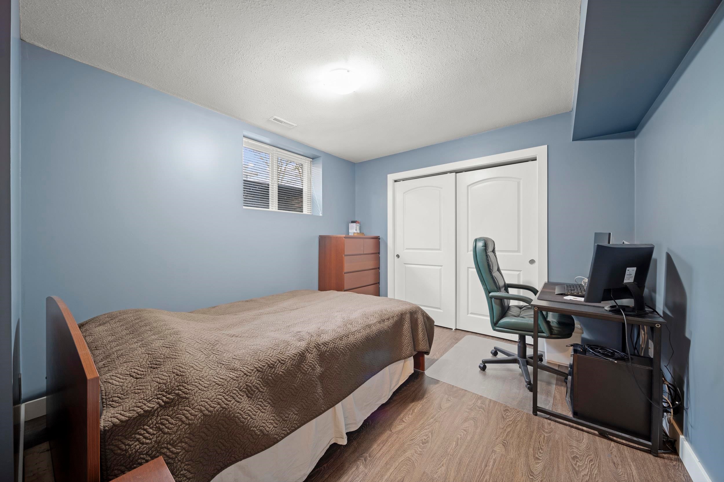 









18973


70b

Avenue,
Surrey,




BC
V4N 5N9

