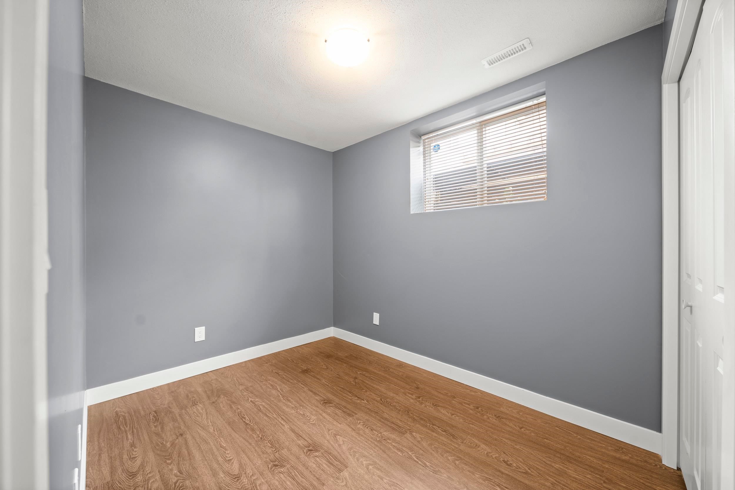 









18973


70b

Avenue,
Surrey,




BC
V4N 5N9

