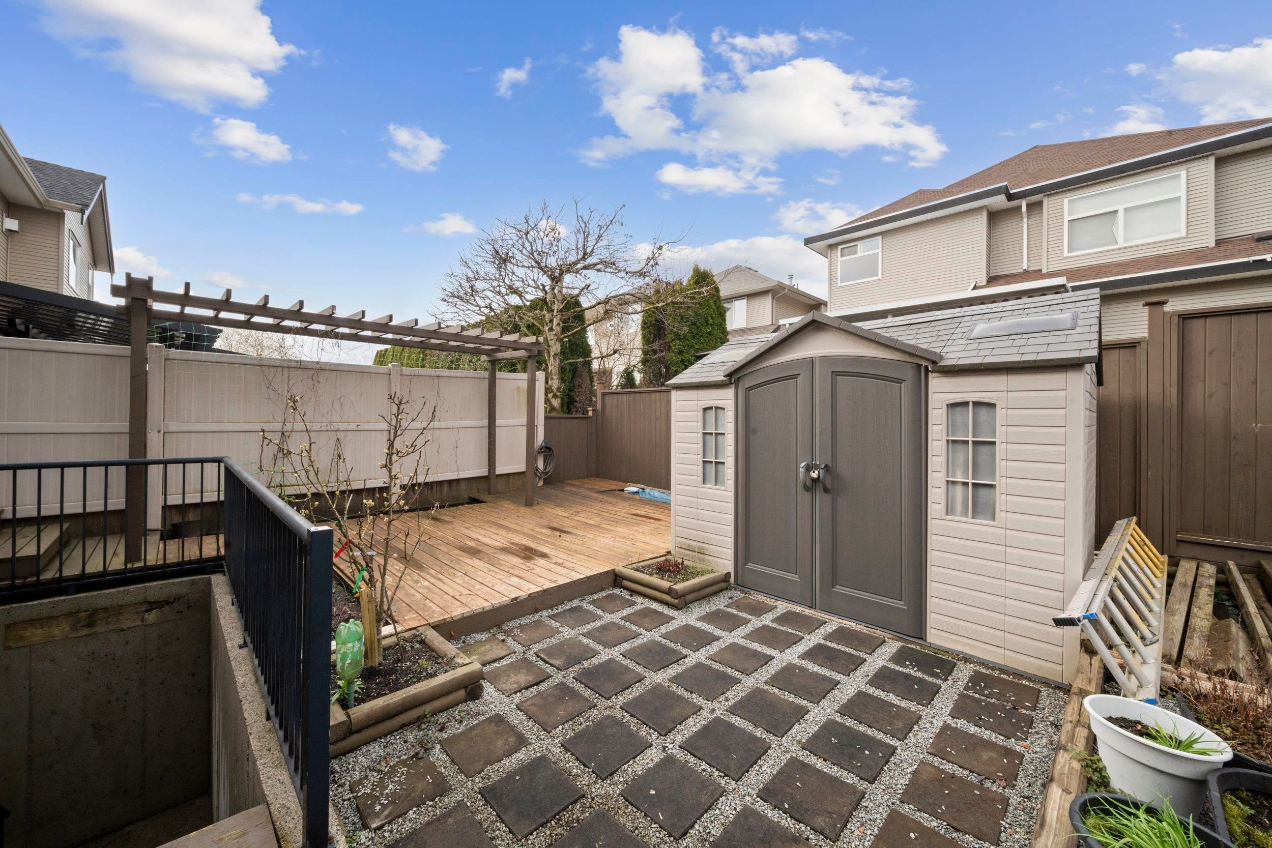 









18973


70b

Avenue,
Surrey,




BC
V4N 5N9

