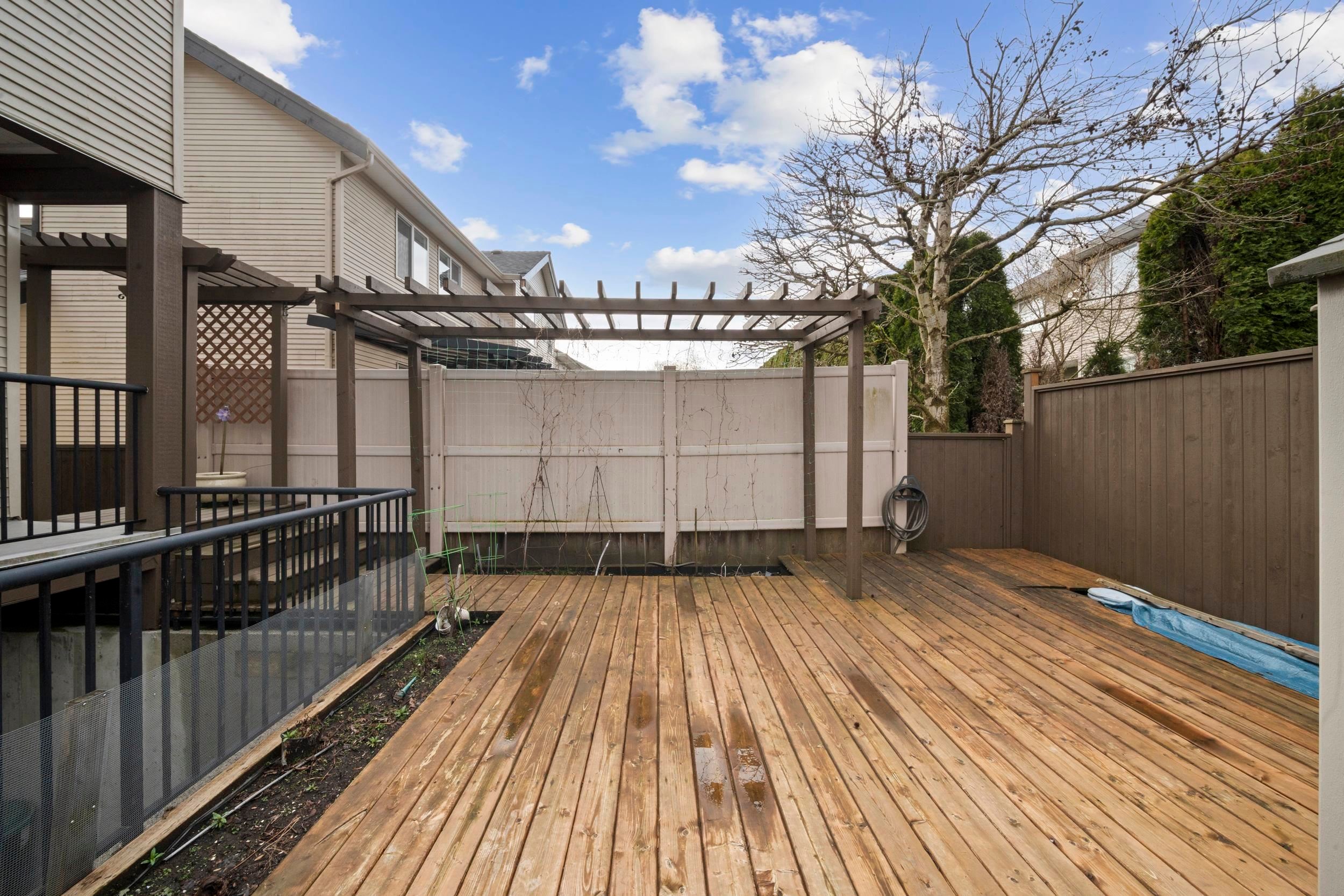 









18973


70b

Avenue,
Surrey,




BC
V4N 5N9

