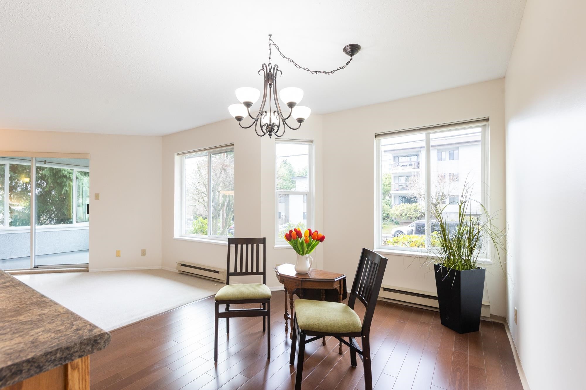 









1378


Fir

Street, 104,
White Rock,




BC
V4B 4B2

