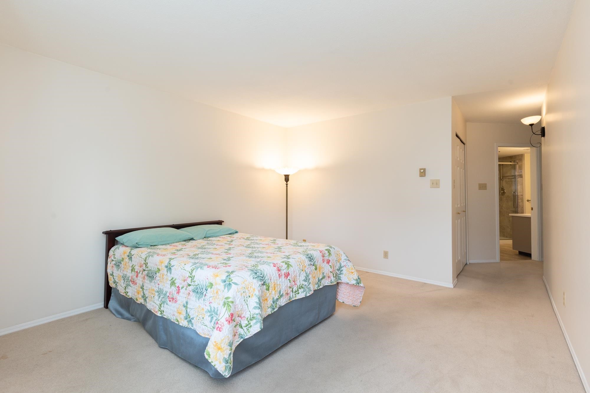 









1378


Fir

Street, 104,
White Rock,




BC
V4B 4B2

