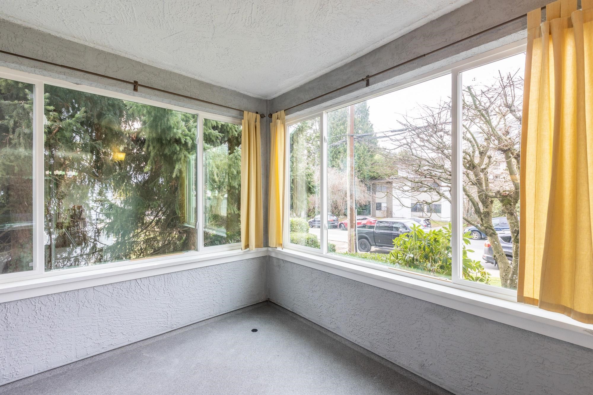 









1378


Fir

Street, 104,
White Rock,




BC
V4B 4B2

