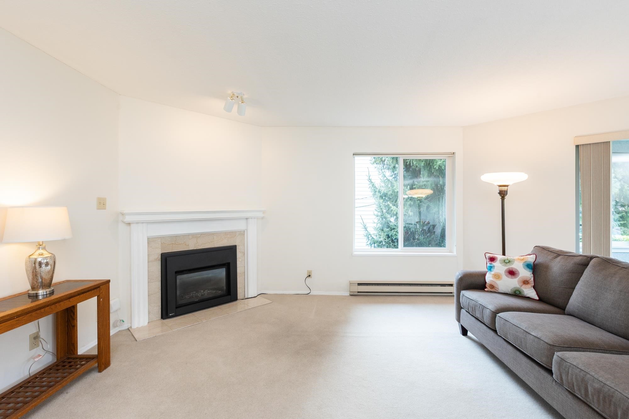 









1378


Fir

Street, 104,
White Rock,




BC
V4B 4B2

