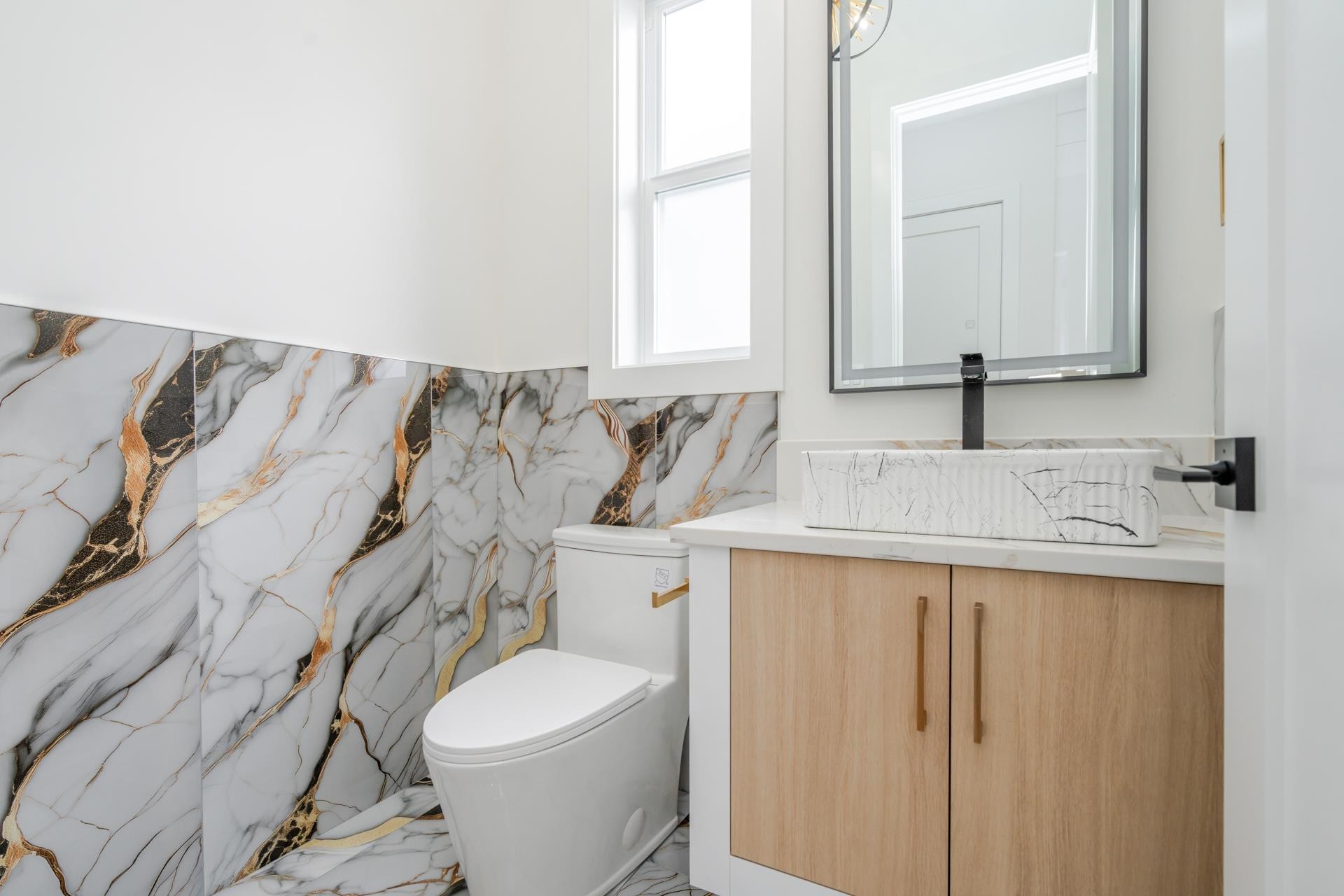 









8425


George

Street,
Mission,




BC
V2V 6S6

