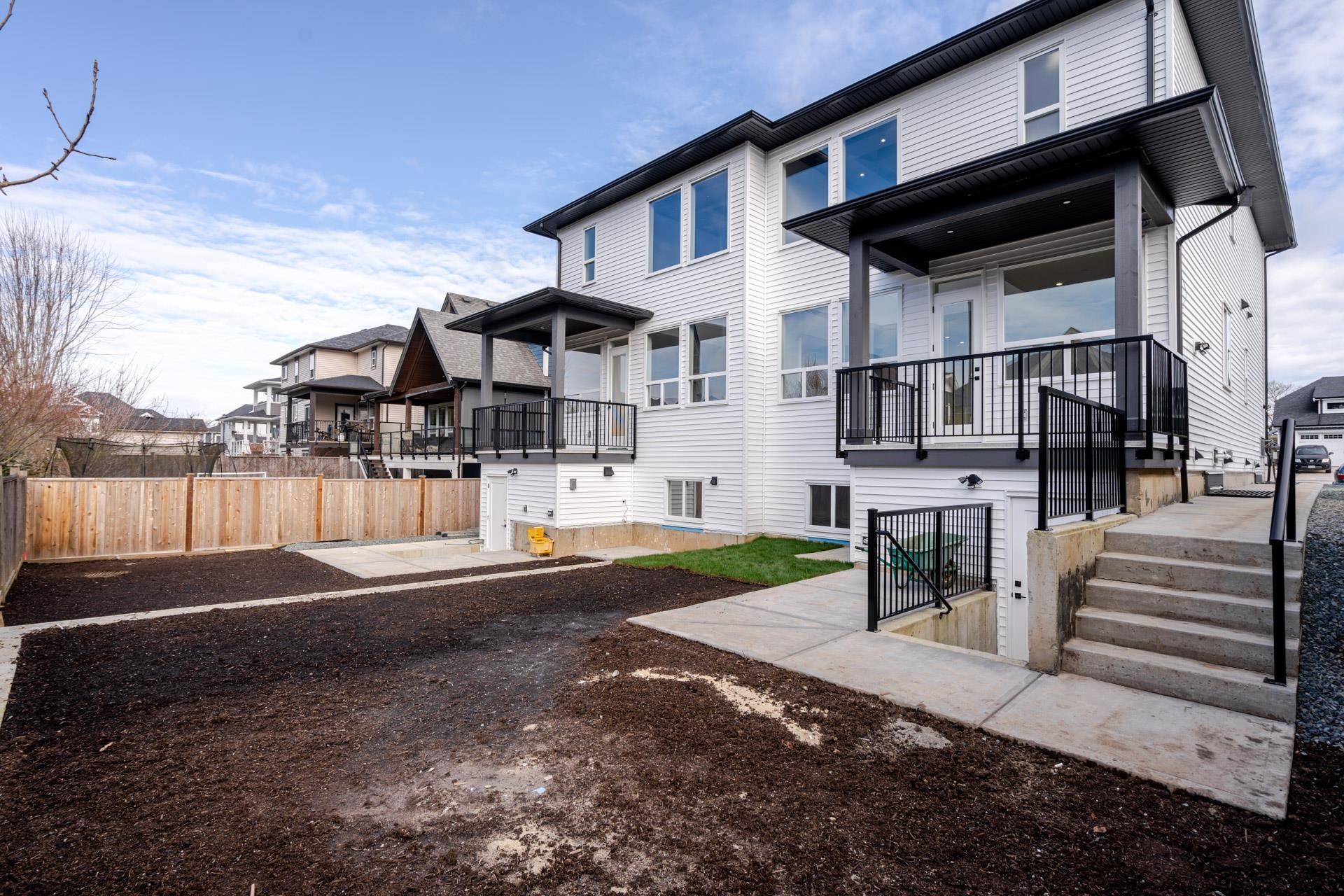 









8425


George

Street,
Mission,




BC
V2V 6S6

