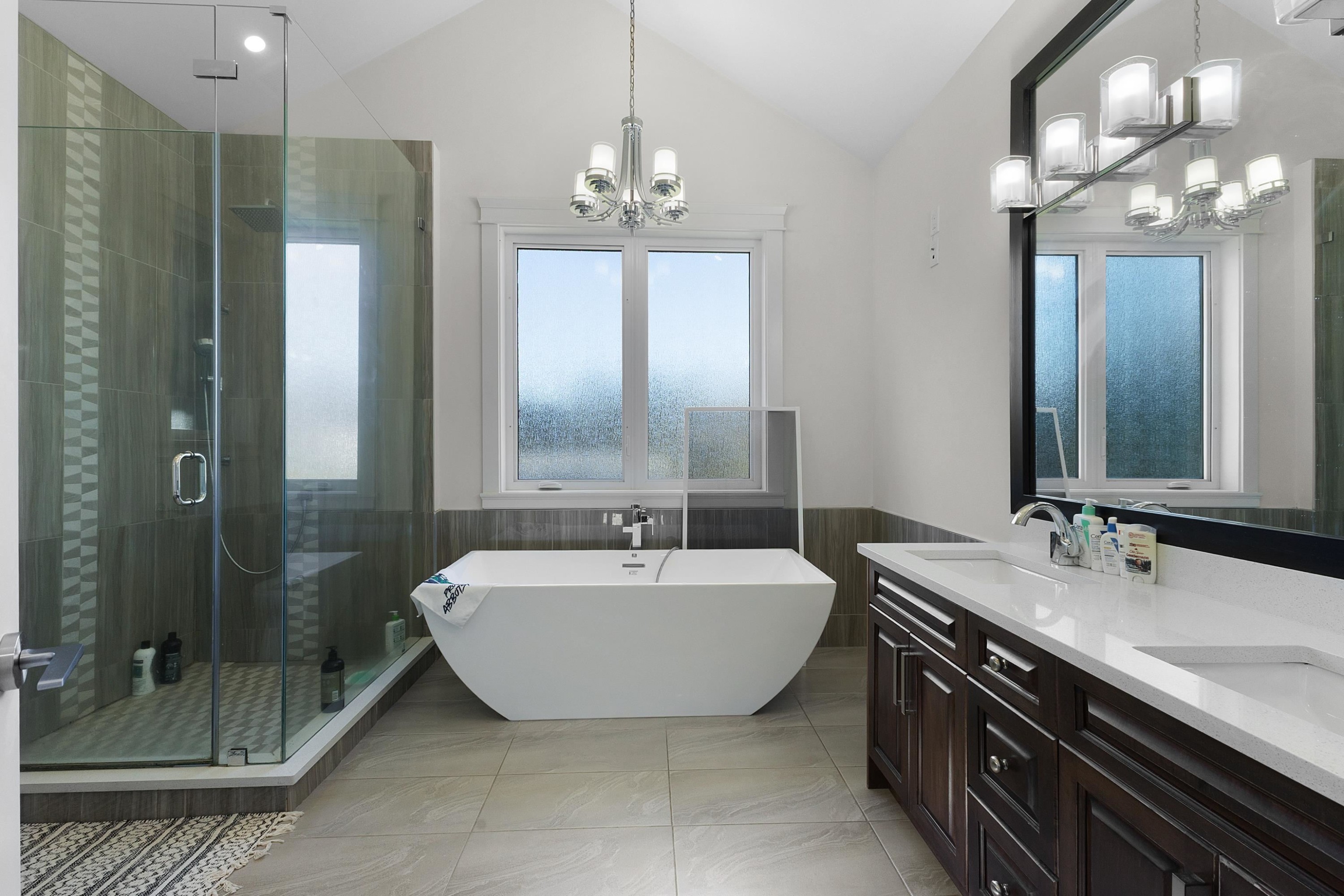 









4033


Prairie

Street,
Abbotsford,




BC
V4X 1X2


